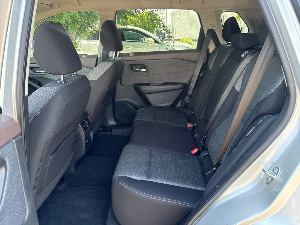 2021 Nissan Rogue SV FWD