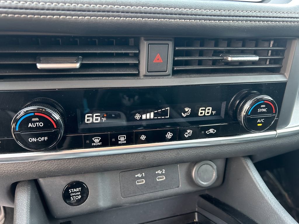 2024 Nissan Rogue SV