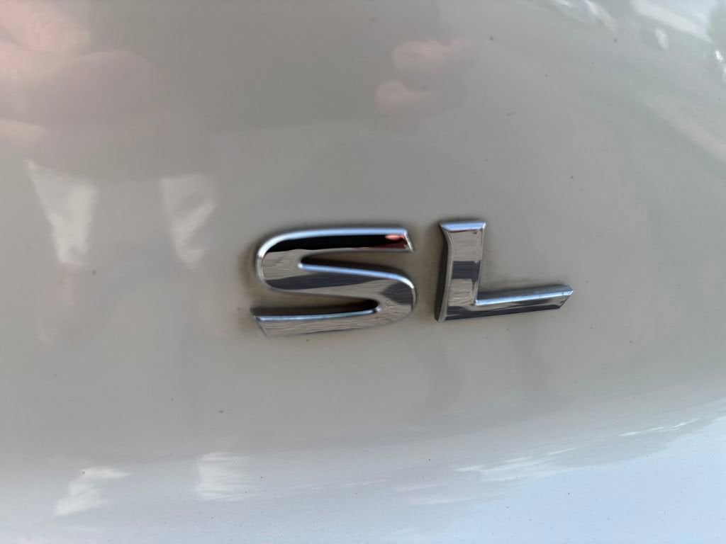 2022 Nissan Pathfinder SL 2WD