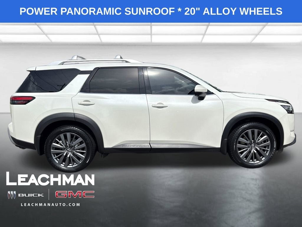 2022 Nissan Pathfinder SL 2WD
