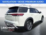 2022 Nissan Pathfinder SL 2WD
