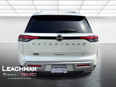 2022 Nissan Pathfinder SL 2WD