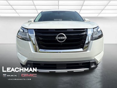 2022 Nissan Pathfinder SL 2WD