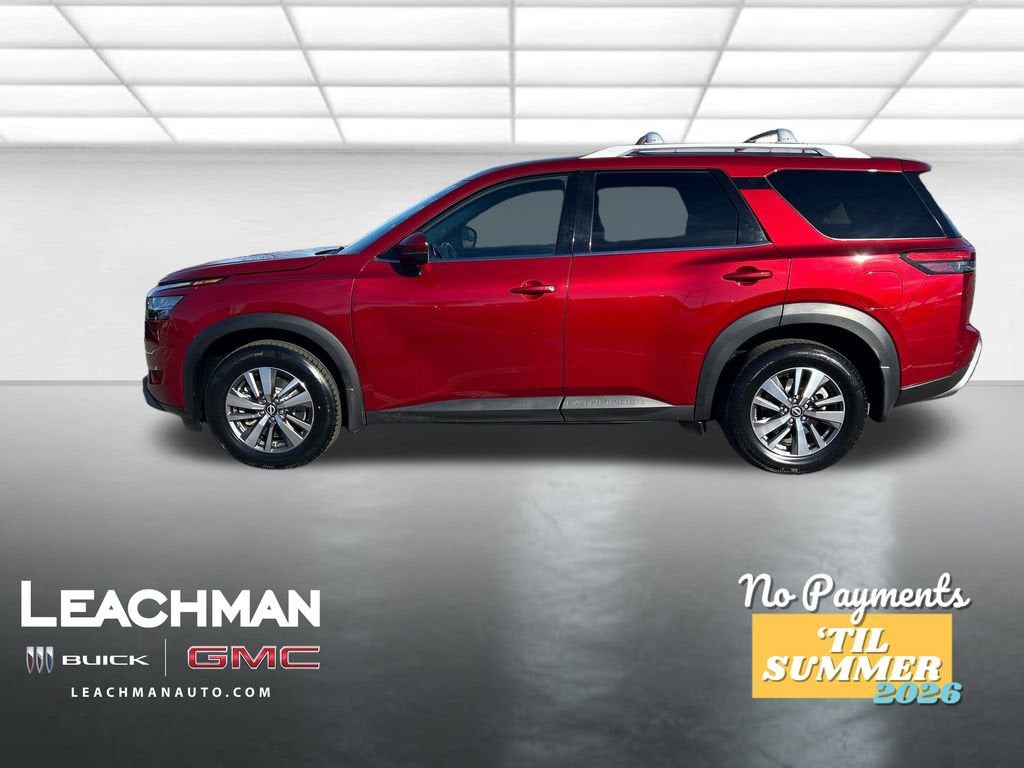 2023 Nissan Pathfinder SL