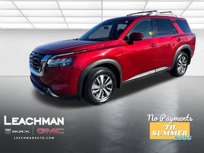 2023 Nissan Pathfinder SL