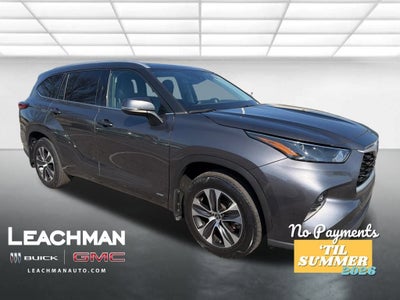 2022 Toyota Highlander Hybrid XLE