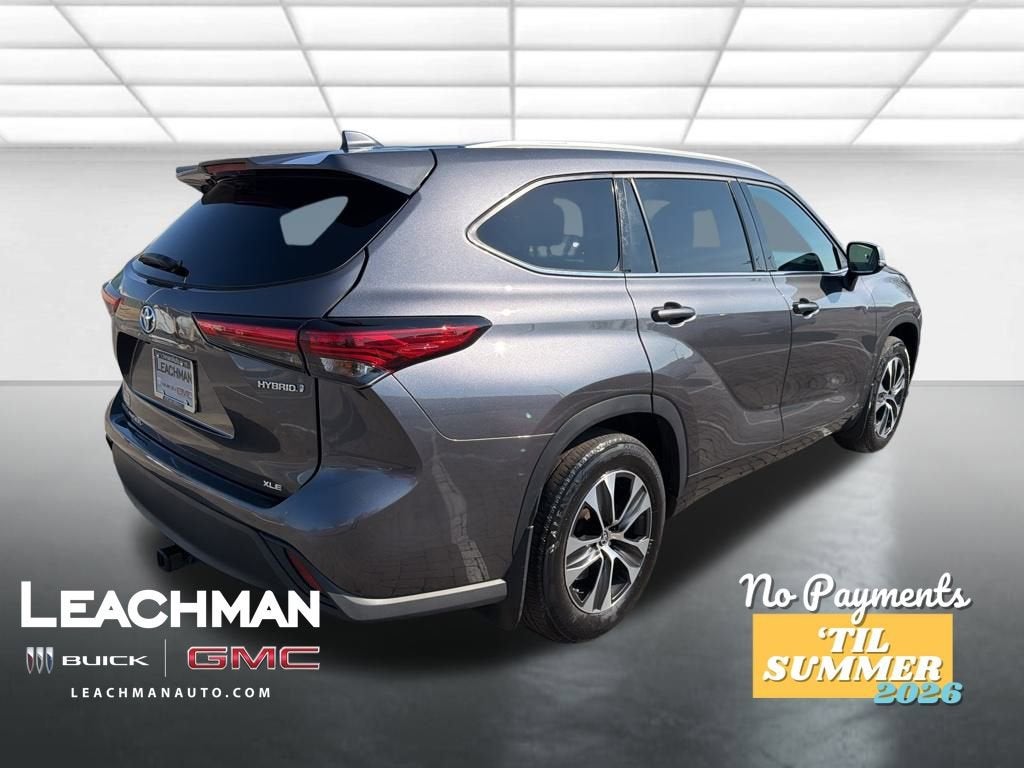2022 Toyota Highlander Hybrid XLE