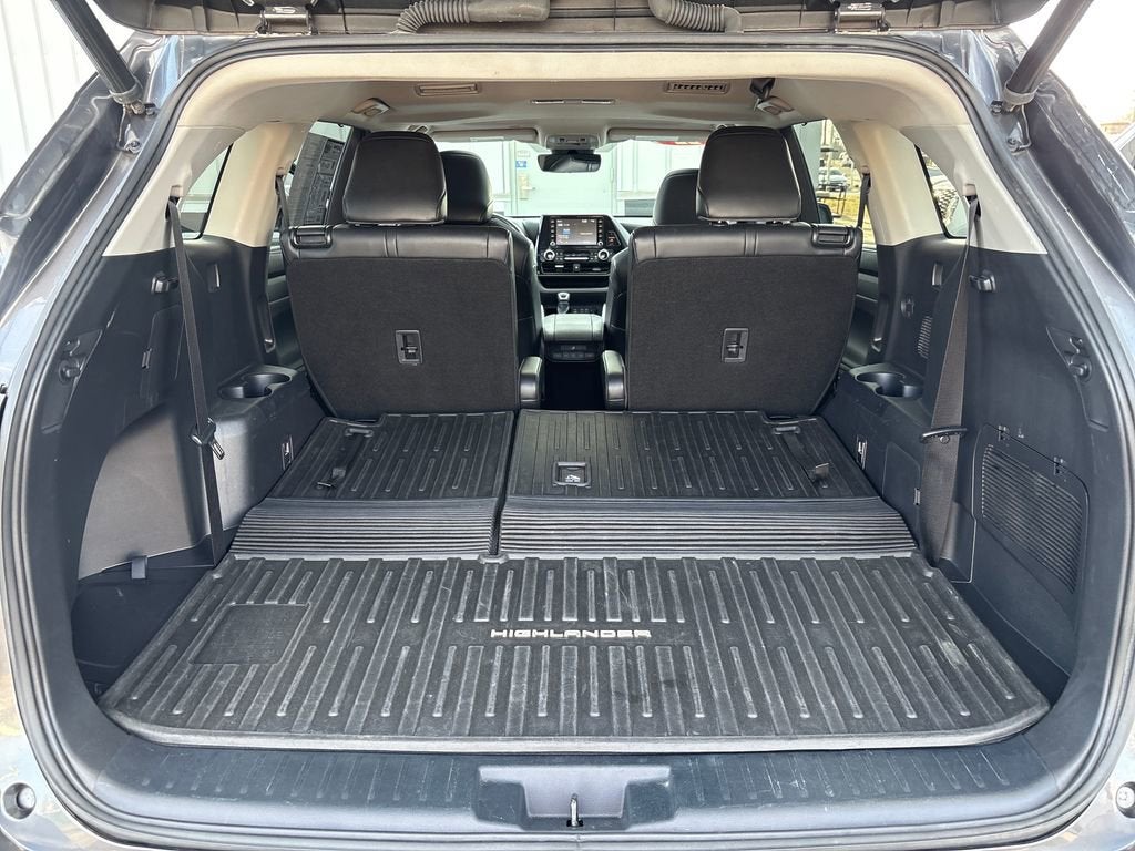 2022 Toyota Highlander Hybrid XLE