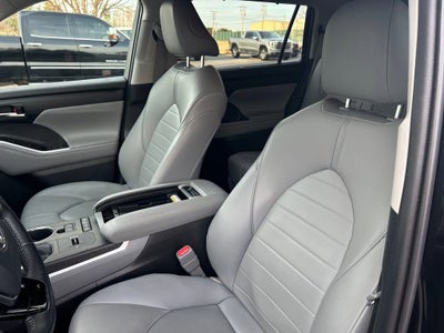 2020 Toyota Highlander XLE