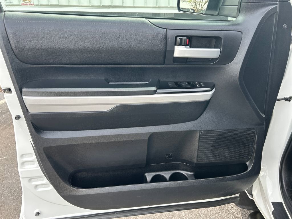 2018 Toyota Tundra 4WD SR5