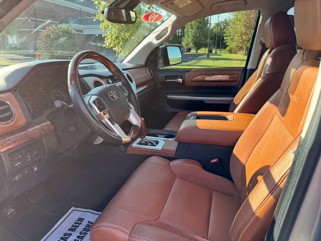 2019 Toyota Tundra 2WD SR5