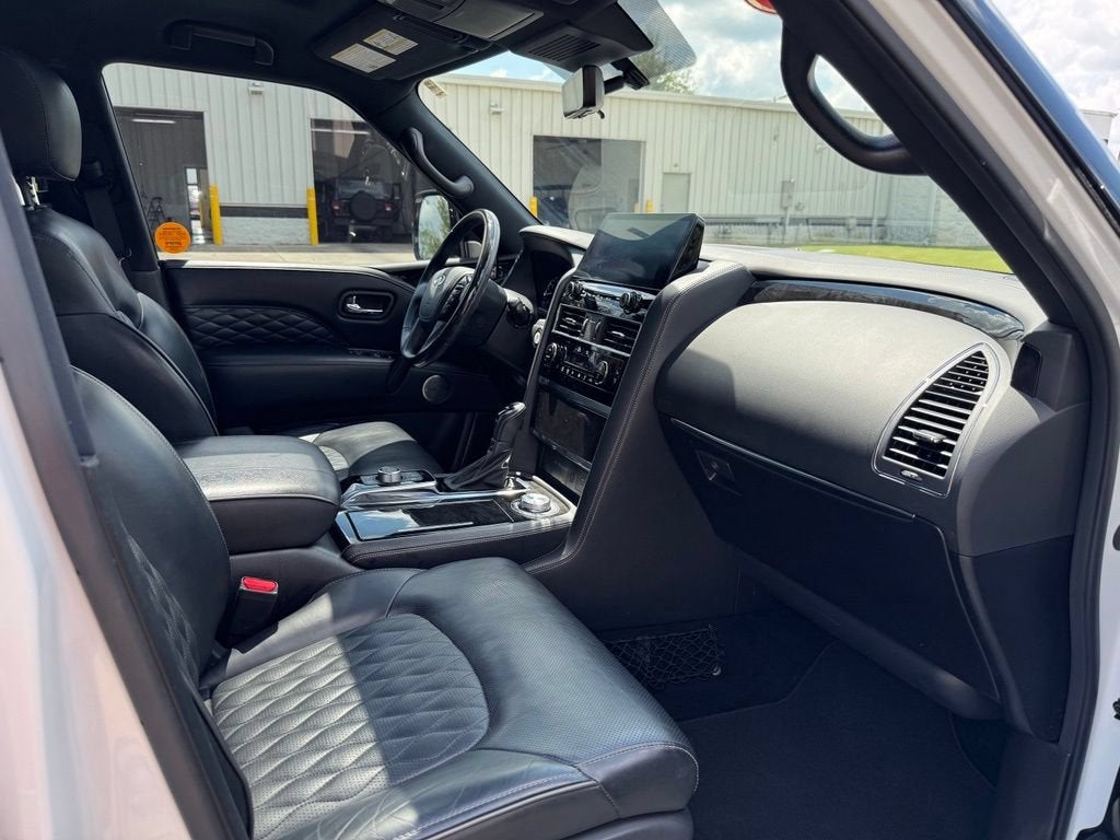 2023 INFINITI QX80 SENSORY AWD