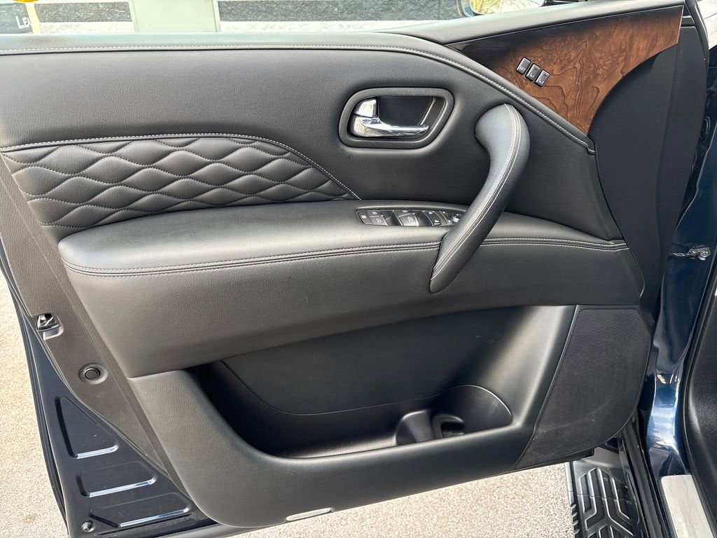 2019 INFINITI QX80 LUXE