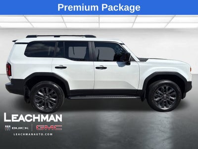 2024 Toyota Land Cruiser 4DR 4WD