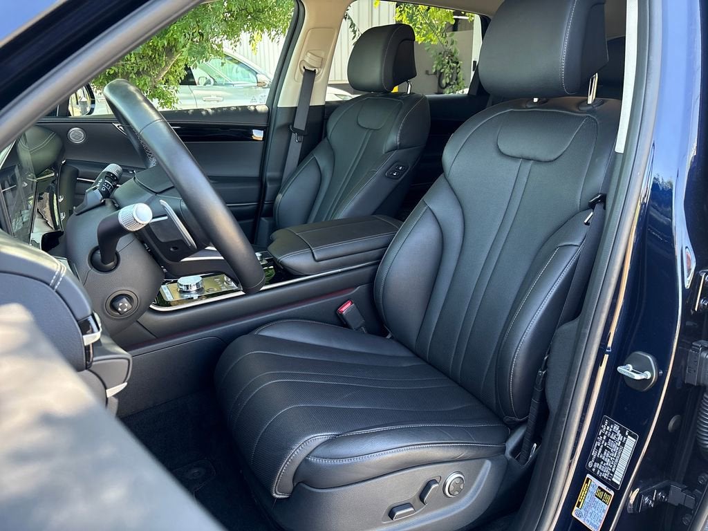 2025 Genesis GV80 Standard