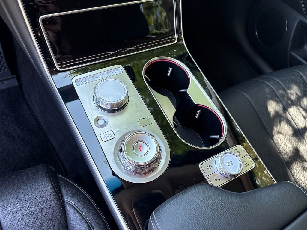 2025 Genesis GV80 Standard