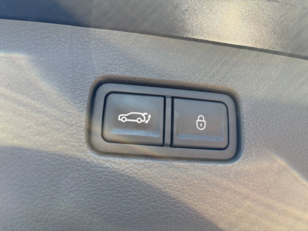2025 Genesis GV80 2.5T Standard AWD