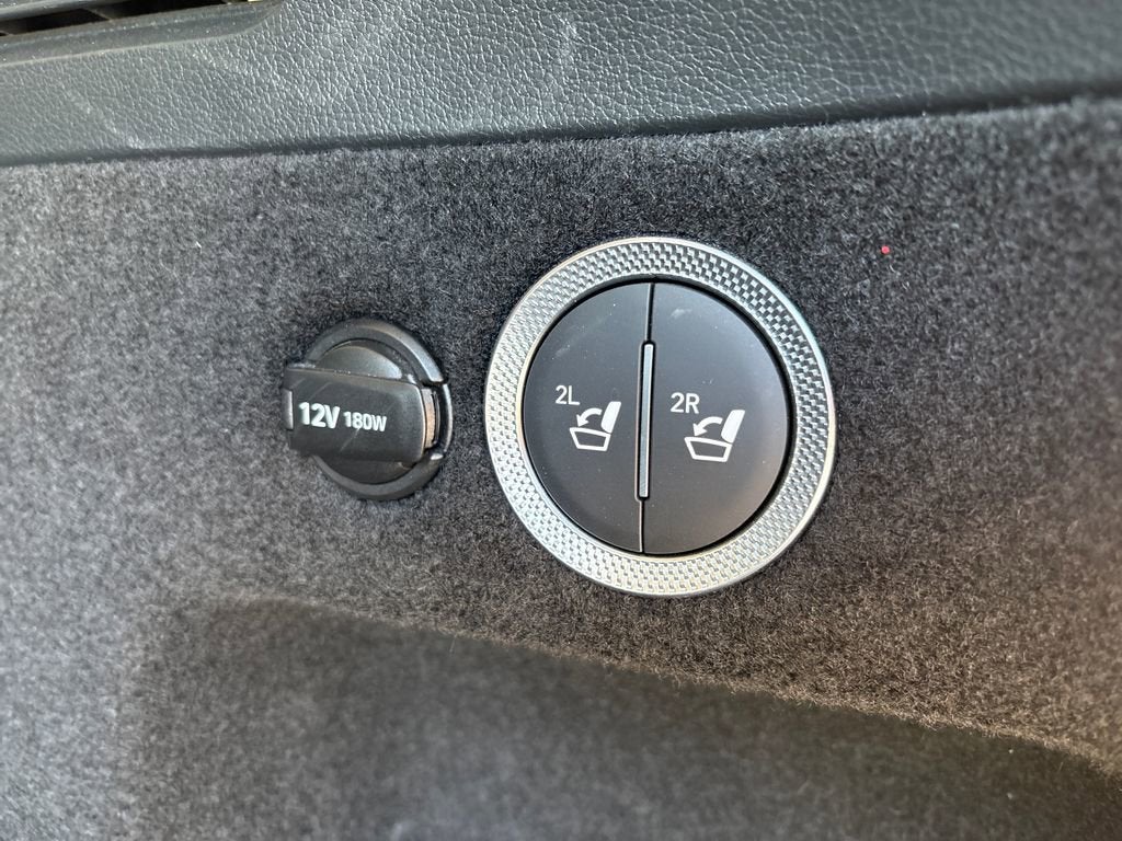2025 Genesis GV80 2.5T Standard AWD