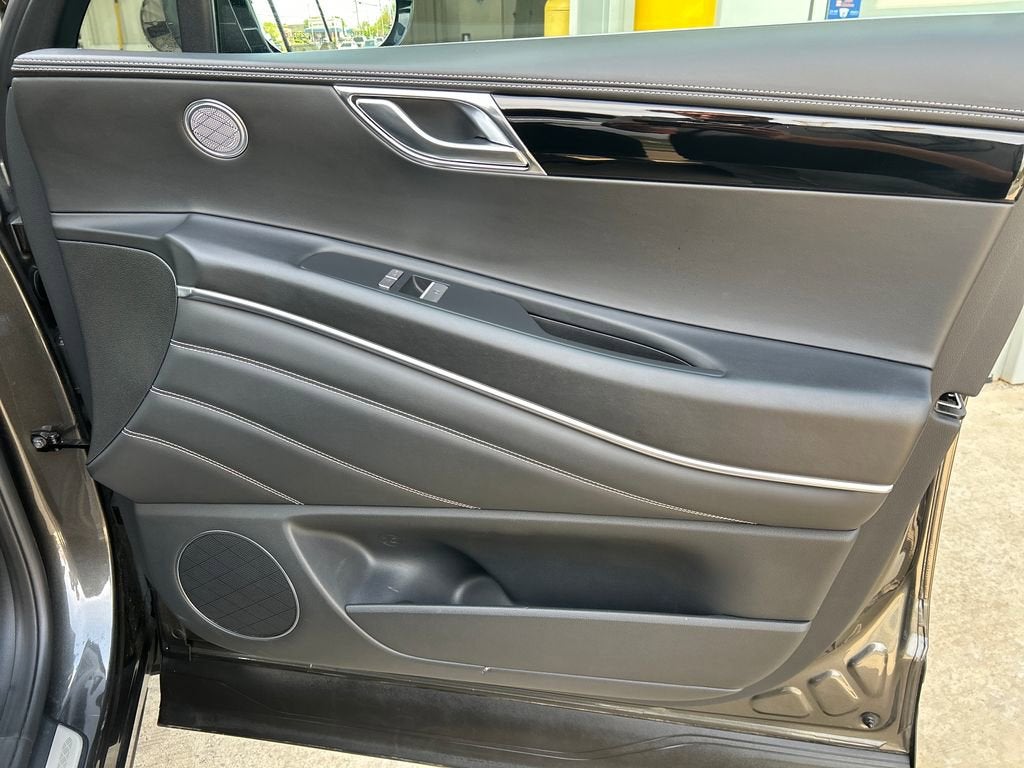 2025 Genesis GV80 Standard