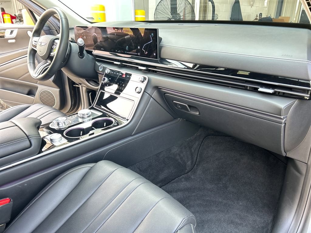 2025 Genesis GV80 Standard