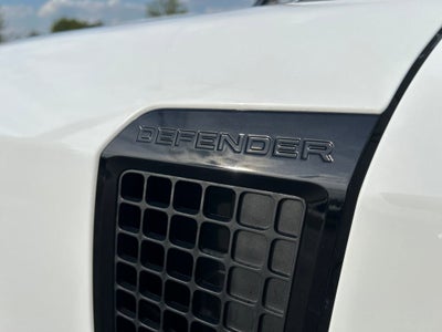 2025 Land Rover Defender 110 P300