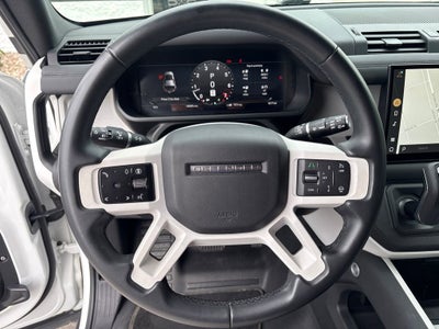 2025 Land Rover Defender 110 P300