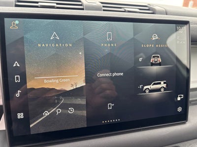 2025 Land Rover Defender 110 P300