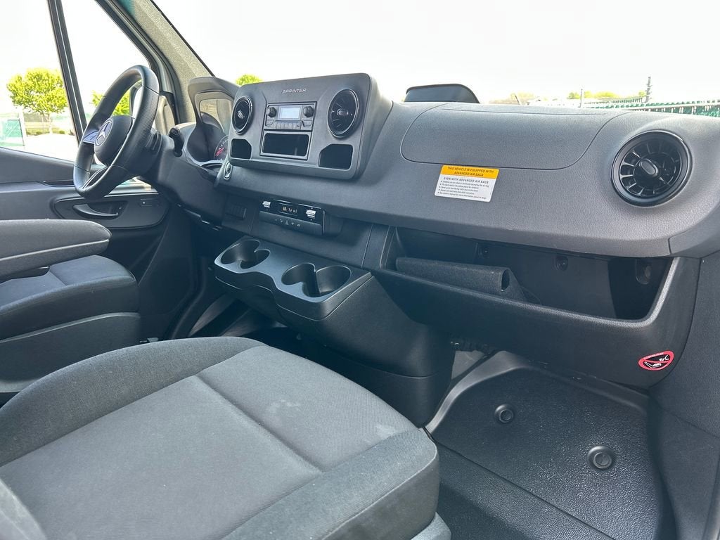 2025 Mercedes-Benz Sprinter Cargo Van Base