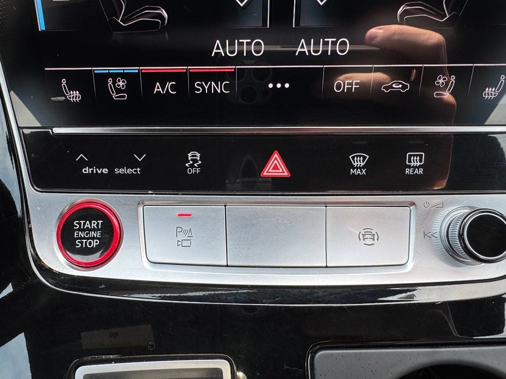 2023 Audi SQ8 Premium Plus TFSI quattro Tiptronic