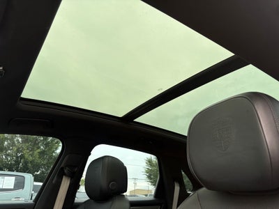 2023 Porsche Cayenne Platinum Edition