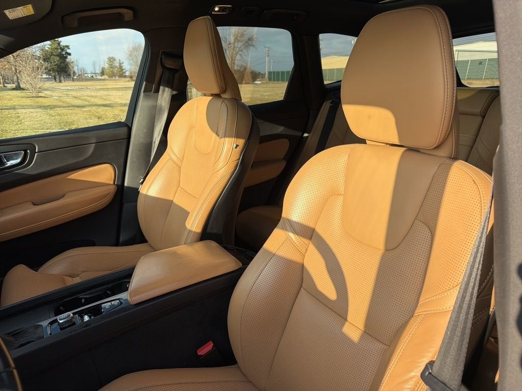 2021 Volvo XC60 Inscription