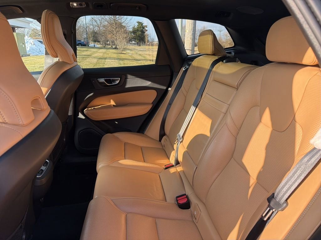 2021 Volvo XC60 Inscription