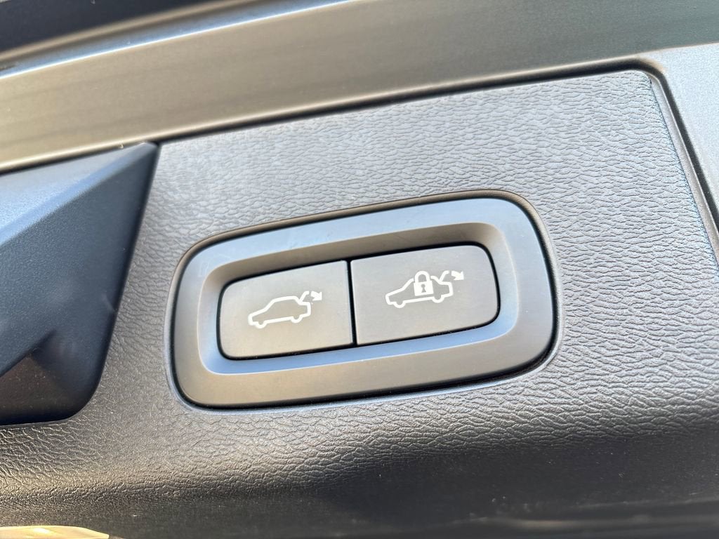 2021 Volvo XC60 Inscription